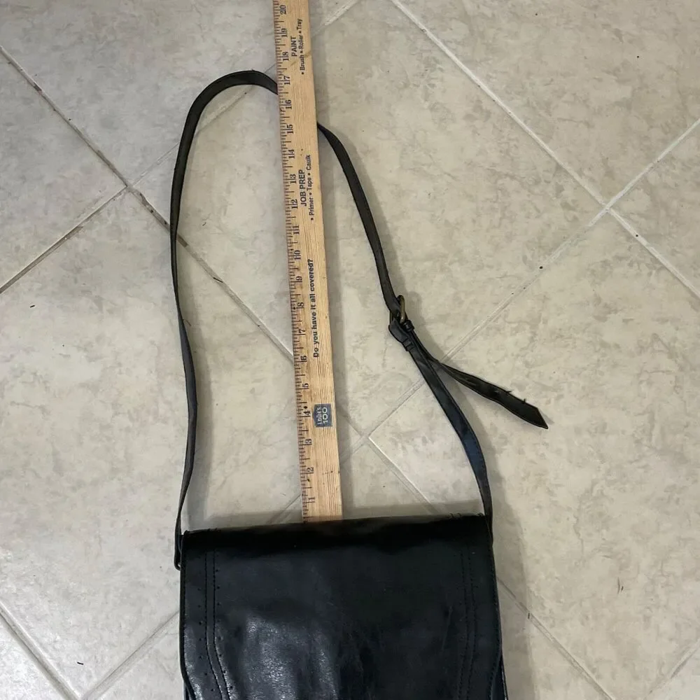 Steve Madden Purse Faux Leather Black Flap Cross Body Shoulder Bag toggle 90’s ?
